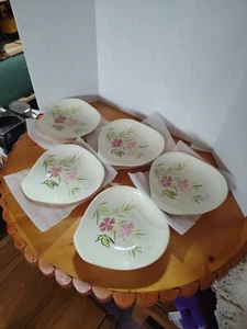 1 Pack RED WING Pottery Hand Painted Flowers Butterfly Salad Serving Bowl - Picture 1 of 12