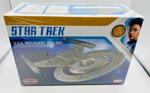 Polar Lights Star Trek Discovery USS Enterprise Snap Model Kit - Picture 1 of 5