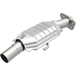 MagnaFlow Exhaust Products Catalytic Converter CARB Approved 3322418 BPF