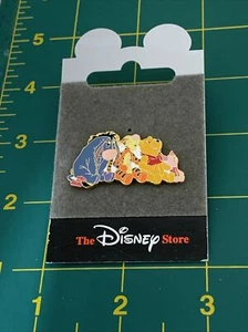 Pin de Sentado Eeyore Raro Gannie The Pooh Piglet Tigger de The Disney Store - Imagen 1 de 1