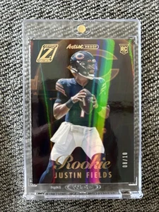 Zenith Justin Fields 2021 prueba de artista oro novato/10 - Imagen 1 de 2