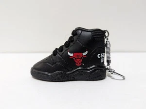 Vintage 90’s Chicago Bulls NBA Black Sneaker Shoe Keychain Basketball - Picture 1 of 9