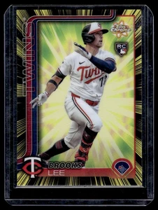 2025 Topps Chrome Radiating Rookie Brooks Lee Rookie Minnesota Twins #69 - Picture 1 of 2