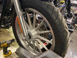 Dyna Low Rider Mag Wheels 3/4 00^ Sealed 16 19 tires 13 spoke Street Bob Sportst - Picture 1 of 6