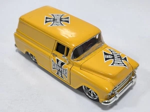 1957 Chevy Suburban Maßstab 1:24 Jada Dubcity Oldskool Yellow West Coast Choppers - Bild 1 von 16