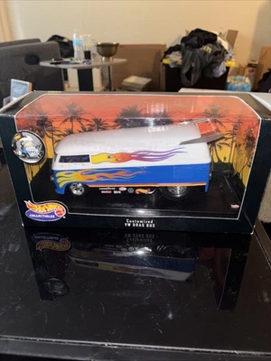 Autobús de arrastre personalizado Hot Wheels VW fundido a presión serie 100 % coleccionables Nip Foto 1 de 3