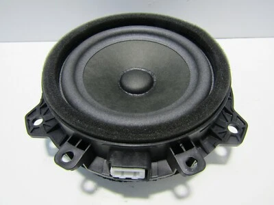 KIA STONIC 2017-20 NEARSIDE LEFT REAR DOOR SPEAKER 96330-H8000             O5765 - Image 1 of 4