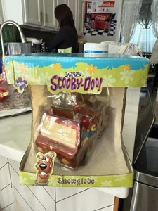RARE BRAND NEW Scooby Doo cartoon network snowglobe Shaggy Trevco - Picture 1 of 6