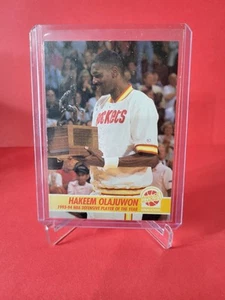 1994-95 NBA Hoops Basketball Hakeem Olajuwon #261 Houston Rockets HOF - Picture 1 of 3