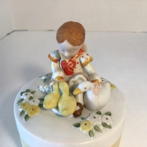 Caja Baratija Coleccionable Holly Hobbie Años 80 A Mothers Touch Edición Limitada  - Imagen 1 de 9