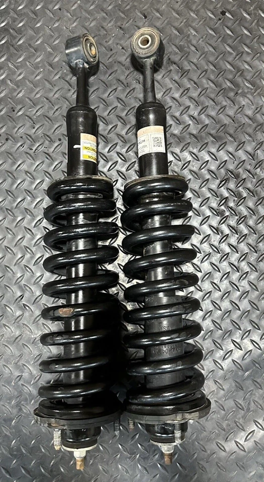 Juego de puntales delanteros originales Toyota Tacoma 2016-2022 48510-04200 Foto 1 de 4