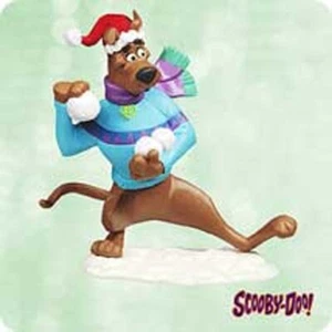 2003 Hallmark Ornament ~ Scooby-Doo TAKES TIME - Snowballs ~ QXI8287 ~ NIB - Picture 1 of 1