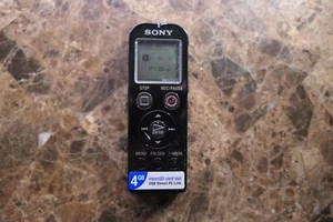 Sony ICD-UX523 4GB Digital Voice Recorder - Picture 1 of 2