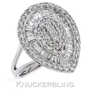 Anillo con racimo de peras de diamantes baguette de 2 quilates y corte brillante F VS en oro blanco de 18 quilates - Imagen 1 de 1