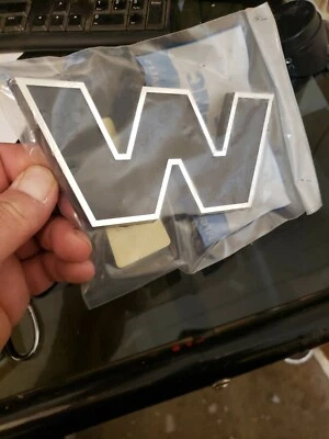 Nuevo de Lote Antiguo Blanco GMC Semi Camión Emblema OEM Foto 1 de 4