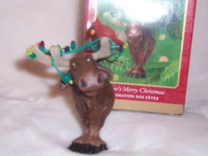 2001 Hallmark "Moose's Merry Christmas" Keepsake Ornament - Moose & Cardinal - Bild 1 von 1
