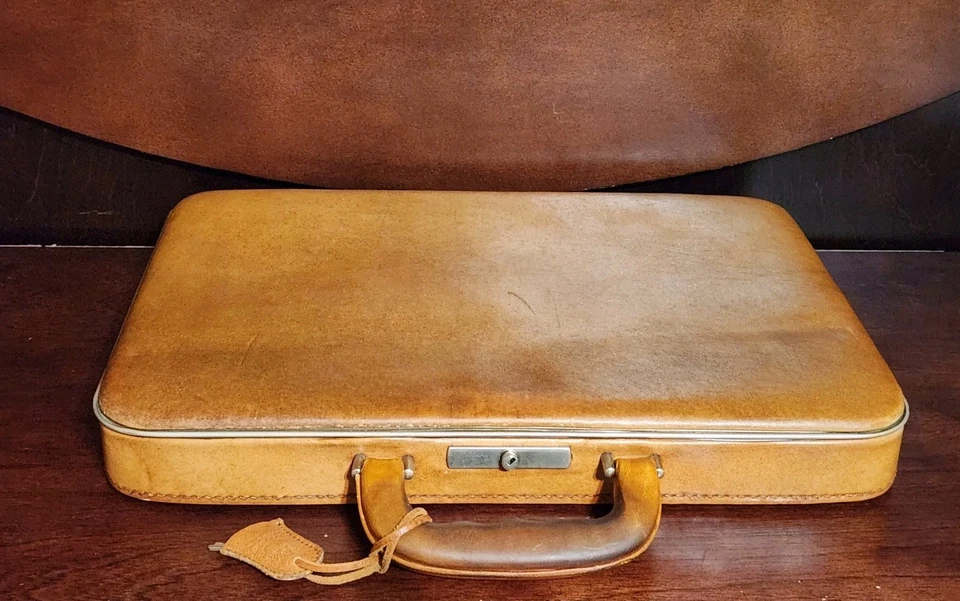 Pasta de couro vintage Casa Áries com porta-arquivos removível com trava de chave - Imagem 1 de 4