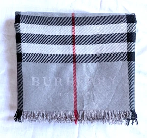 Burberry Shawl 100% Cashmere Rectangular Scarf Soft Fringes Wrap - Picture 1 of 13