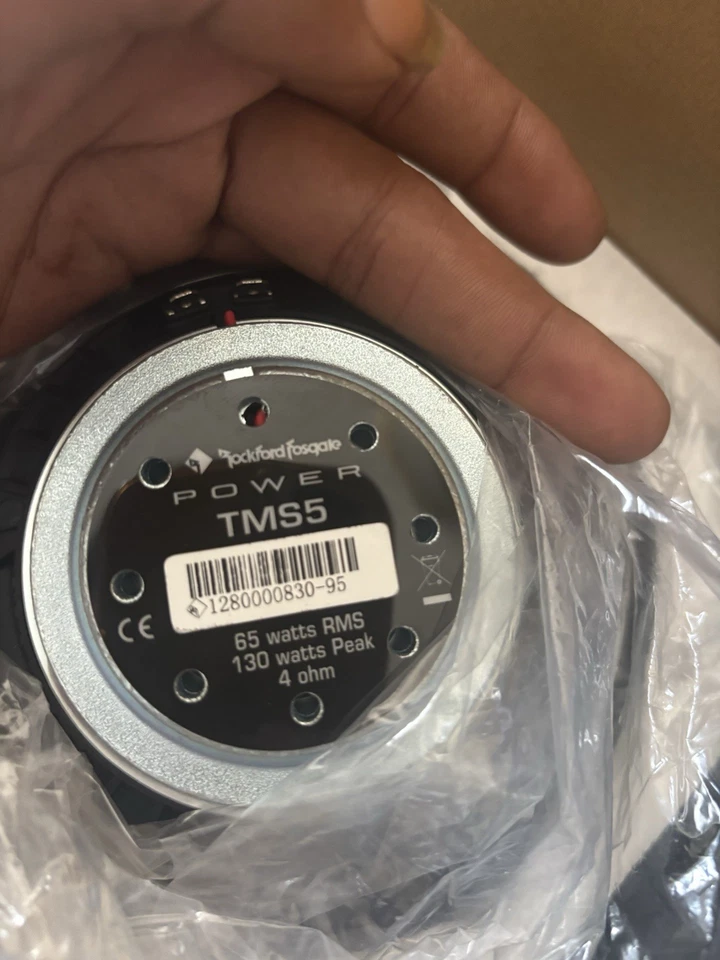 Altavoces Harley Dividson Kicker Foto 1 de 3