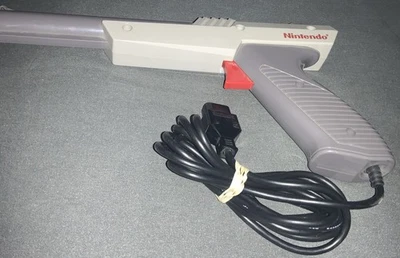 Official Nintendo NES Zapper Light Gun ~ TESTED ~ #J377 - Image 1 of 3