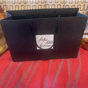 Borsa shopping Saks Fifth Avenue vuota carta nera manici corda 17"x11"x 6" - Foto 1 di 3