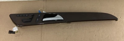 Manija de puerta interior delantera derecha Mercedes-Benz GL450 2013-2016 con moldura OEM Foto 1 de 4