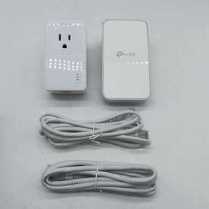 TP-Link Powerline Wi-Fi Extender (TL-WPA7617KIT) - AV1000 Ethernet Adapter - Afbeelding 1 van 3