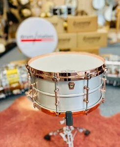 Ludwig USA LM405DTC "Acrophonic" 14x6,5" avec matériel cuivre - Photo 1/14