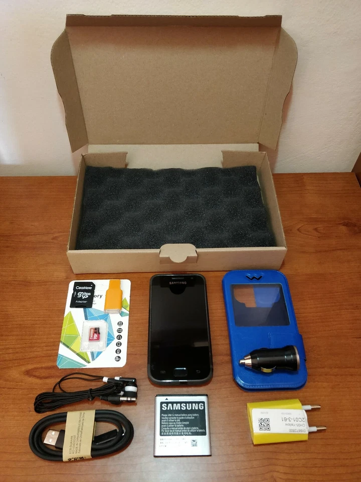 SAMSUNG i9000 GALAXY S BLACK 8GB 4.0" 512MB RAM HSPA RADIO GPS 5 MEGAPIXEL - Immagine 1 di 4