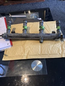Saab 93 Green Injectors And Rail Fits 2002-2011 Petrol Models.Ref-P2055 - Picture 1 of 1