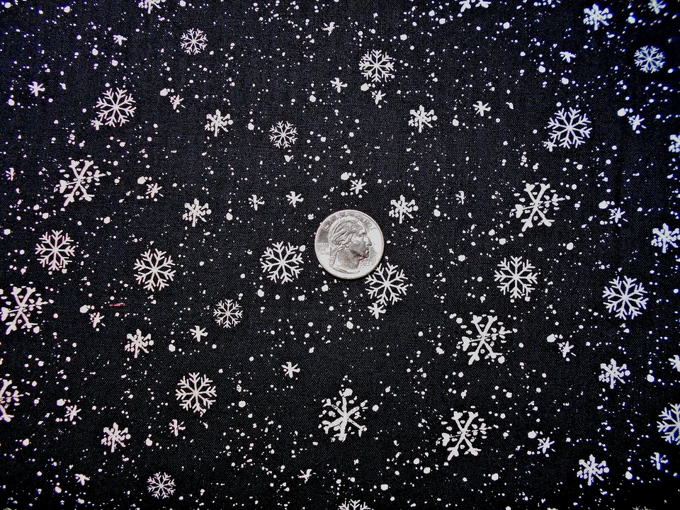 "MERRY GNOME-MENTS"#39898 919" THE OVERALL SNOWFLAKE PRINT  BTY - Image 1 of 1