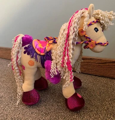 Groovy Girls Horse de Manhattan Toys, 2001, beige y morado con silla de montar  Foto 1 de 3