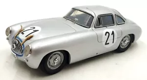 CMC 1/18 Scale Diecast DC17125M - Mercedes-Benz 300SL Carrera Panamerica #21 - Picture 1 of 6