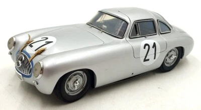 CMC 1/18 Scale Diecast DC17125M - Mercedes-Benz 300SL Carrera Panamerica #21 - Image 1 of 4