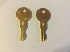2 Leland - Heartland - Lowes - Code Cut 621 T- Handle Lock Shed Keys Key