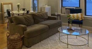 couches sofas used - Picture 1 of 4