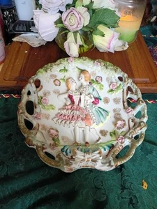 Japan Bone Lace China 3D Kolonialpaar verliebt Spitze Wandhänger von Chase - Bild 1 von 5