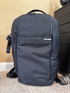 Incase DSLR Pro Pack - Black - Camera Gear Backpack with Modular Dividers - Picture 1 of 8