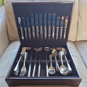 Sheffield England Cutlery - Royale Silverware 1840 Ltd - Picture 1 of 4