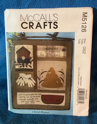 McCalls Pattern Summer Wall Hanging M5126 MAP - Image 1 of 3