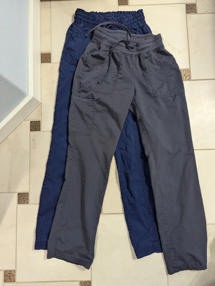 Womens XS Scrubs Lot Of 2 Koi, Scrubstar, One Tall, One Reg Size - Image 1 of 4