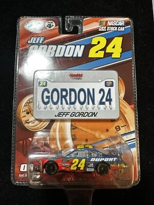 Jeff Gordon 1:64 2007 Dupont matrícula - Cr7 Foto 1 de 2