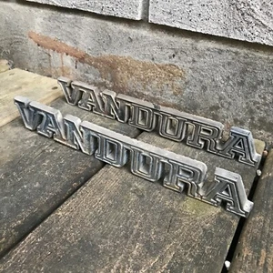 Vandura 2-post Emblem Pair - Early Style GMC GVan g1500 g2500 g3500 g10 g20 g30 - Picture 1 of 4
