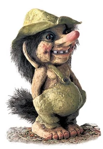Figura Nyform Noruega Troll Ole Boy con Sombrero, NUEVO - Imagen 1 de 1