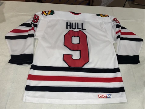 Bobby Hull CCM NHL Chicago Blackhawks Jersey Adult Medium White Clean Sewn Vtg Cover
