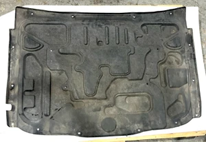 BMW 325i 325e E30 Hood Sound Absorber Insulating Insulator Cover OEM - Picture 1 of 15