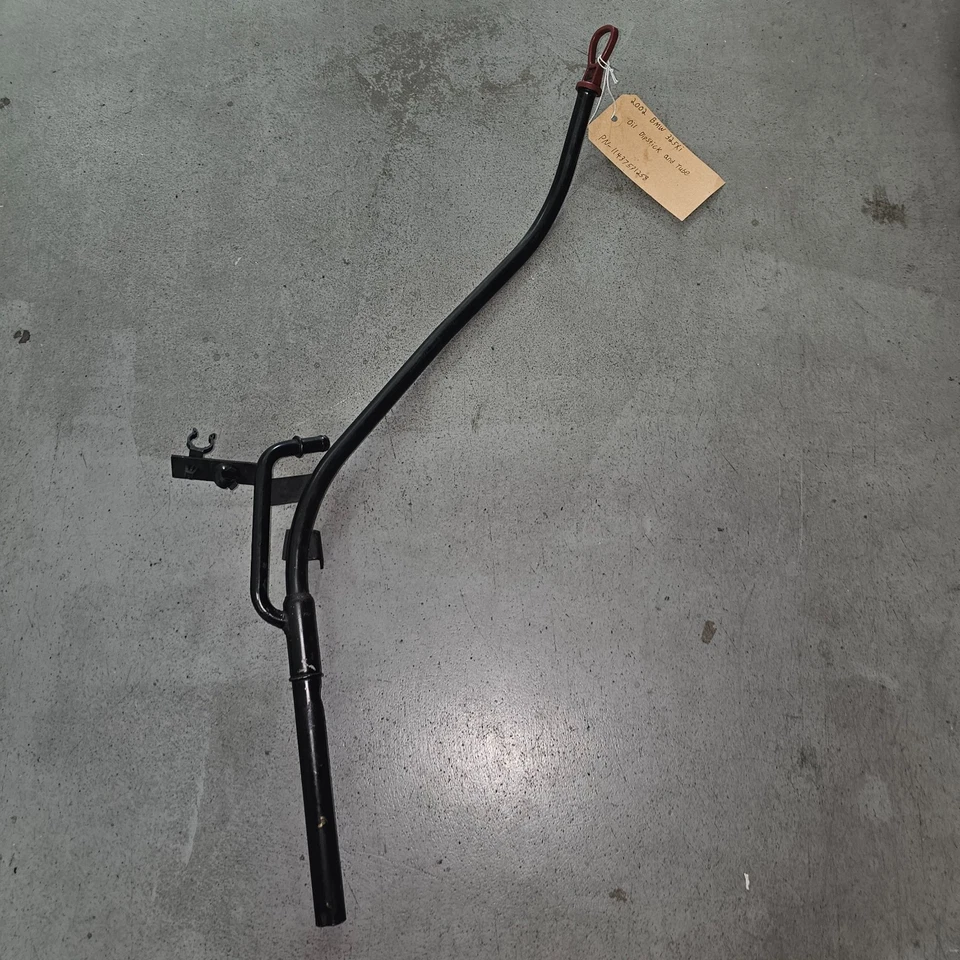 BMW 330i (2000; 2001; 2002; 2003; 2004; 2005) Tubo guía - 11437531258. SARTÉN DE ACEITE/ Foto 1 de 1