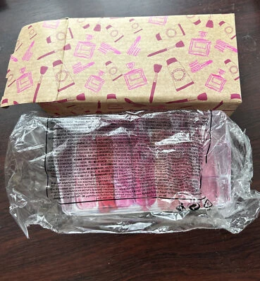 Acrylic Makeup Storage Organiser Desk Tidy Compact Clear Box with 9 Compartments - Image 1 of 4