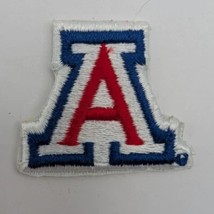 Arizona Wildcats Vintage Style Logo Patch. Bestickt. Bügelbild. 1,5" x 1,5" - Bild 1 von 3