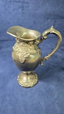 Crema plateada Lunt Eloquence A101 ornamentada floral con patas de desplazamiento 61/2" Foto 1 de 4